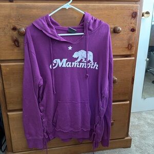 Women’s extra large light sweatshirt with hood